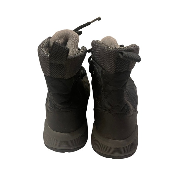 Columbia Meadows Black Shorty Omni Heat 3D Mid Winter Snow Boots Womens - Picture 5 of 8